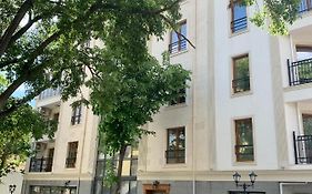 Kati Apartments